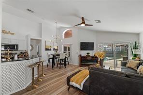 Image No.6-4 Bed Property for sale