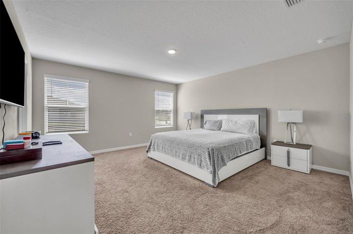 Image No.23-5 Bed Property for sale