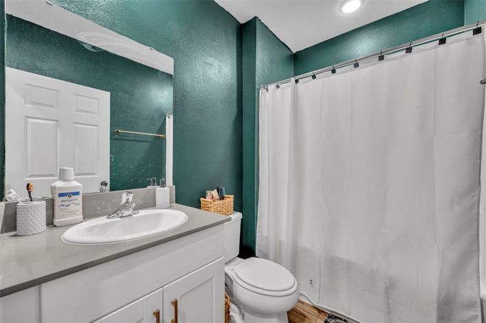 Image No.31-5 Bed Property for sale