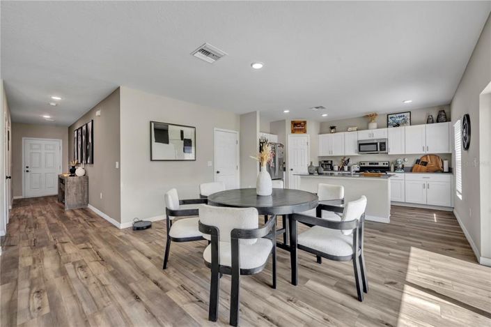 Image No.5-5 Bed Property for sale