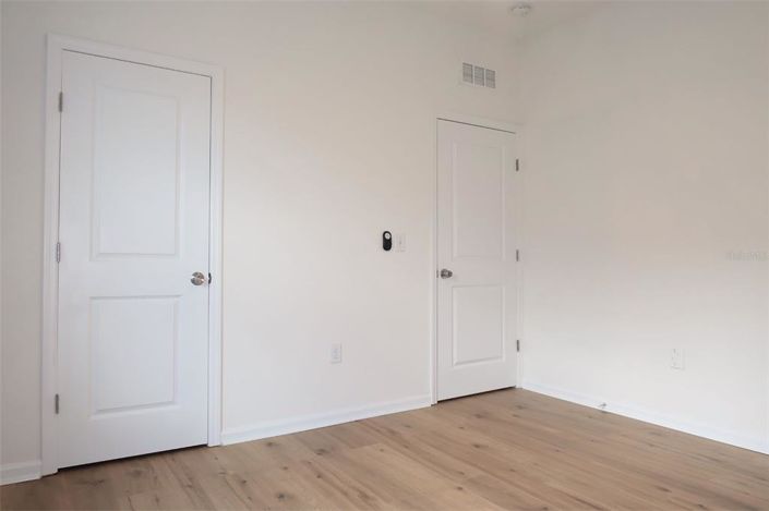 Image No.32-4 Bed Property for sale