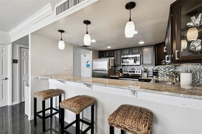 Image No.13-1 Bed Property for sale