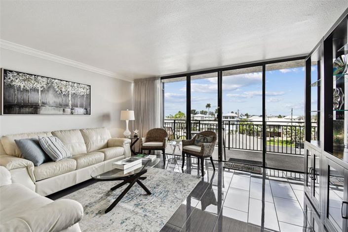 Image No.20-1 Bed Property for sale