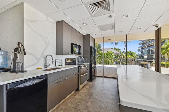 Image No.53-1 Bed Property for sale