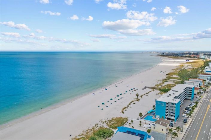 Image No.41-3 Bed Townhouse for sale