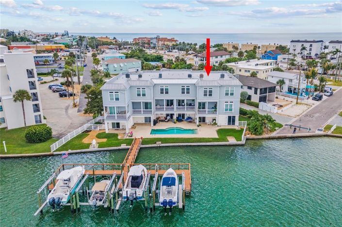 Image No.44-3 Bed Townhouse for sale