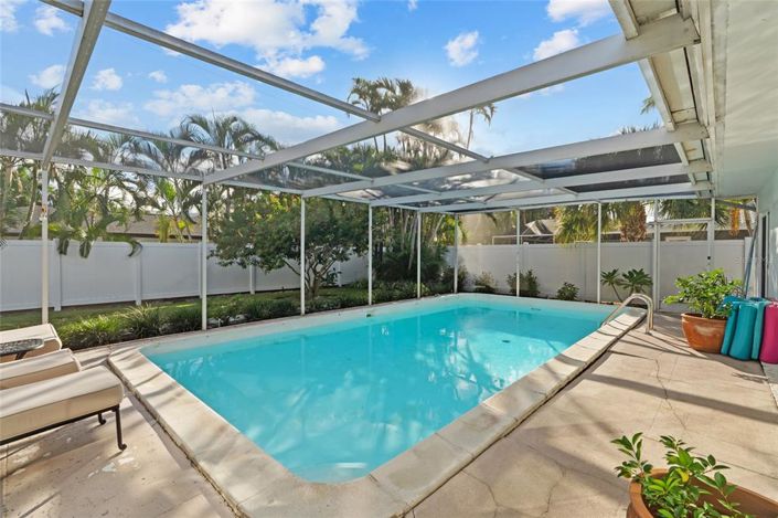 Image No.39-2 Bed Property for sale