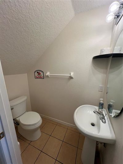 Image No.17-5 Bed Property for sale