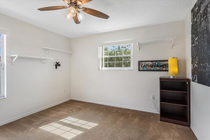 Image No.26-5 Bed Property for sale