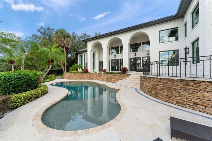 Image No.10-4 Bed Property for sale