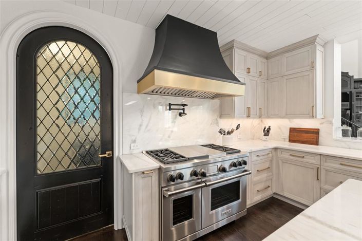 Image No.21-4 Bed Property for sale