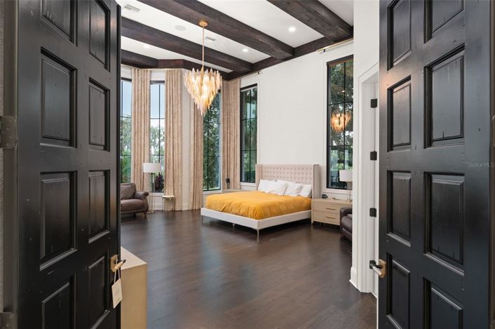 Image No.24-4 Bed Property for sale