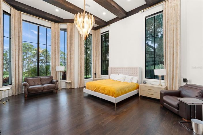 Image No.25-4 Bed Property for sale