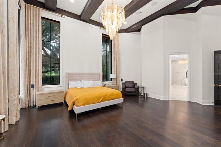 Image No.27-4 Bed Property for sale