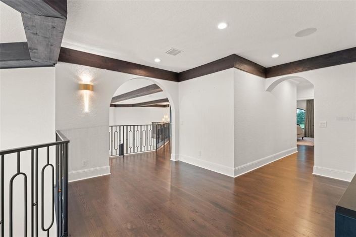 Image No.32-4 Bed Property for sale