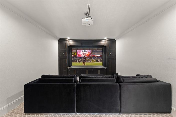 Image No.37-4 Bed Property for sale