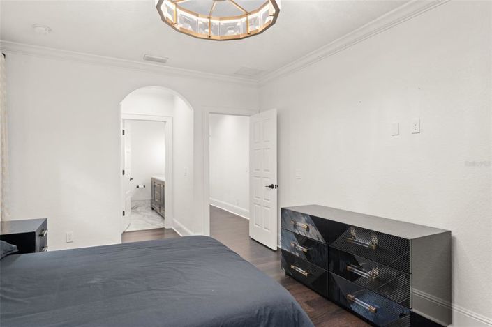 Image No.47-4 Bed Property for sale