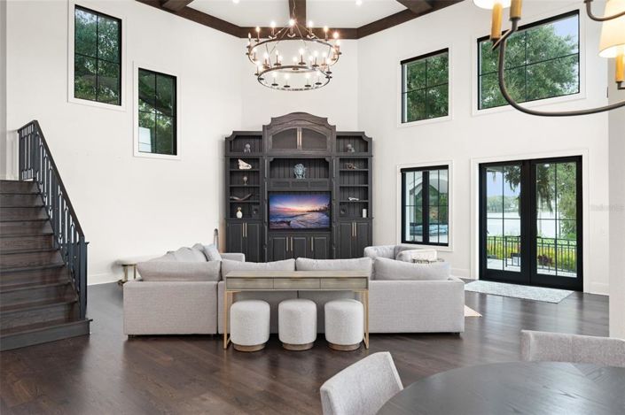 Image No.5-4 Bed Property for sale