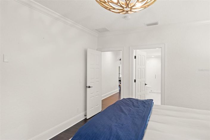 Image No.51-4 Bed Property for sale