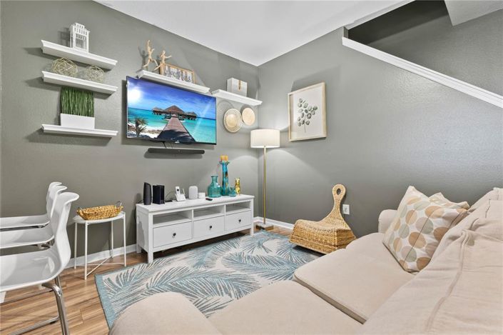 Image No.11-3 Bed Townhouse for sale