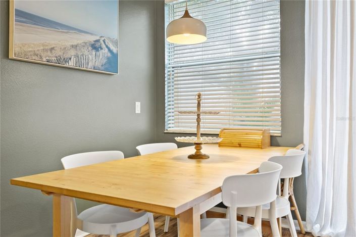 Image No.19-3 Bed Townhouse for sale