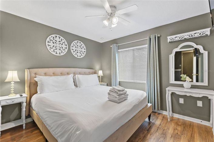 Image No.28-3 Bed Townhouse for sale