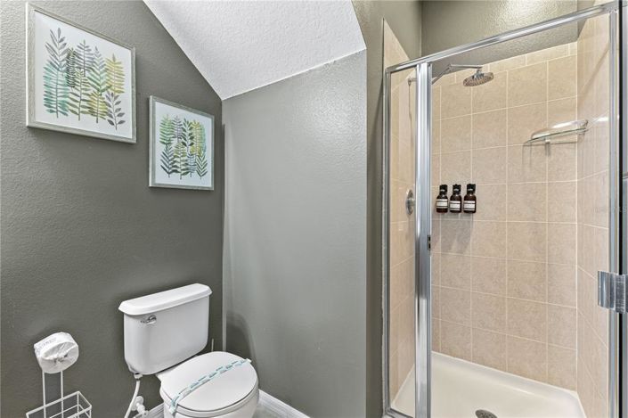 Image No.8-3 Bed Townhouse for sale