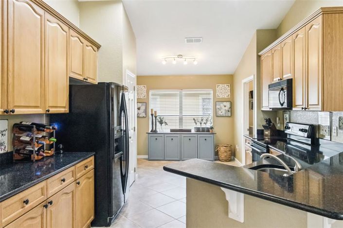 Image No.14-3 Bed Property for sale