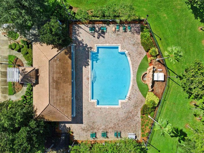 Image No.40-3 Bed Property for sale