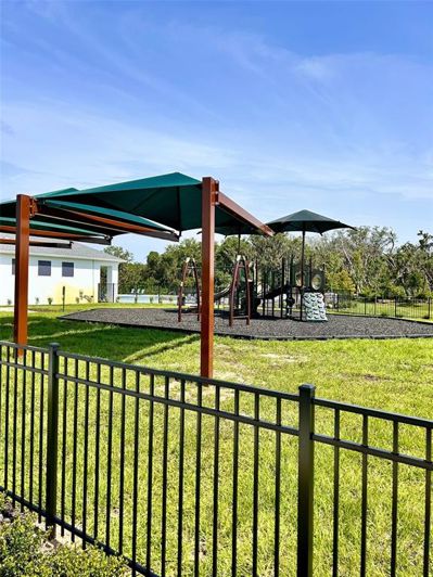 Image No.30-3 Bed Property for sale