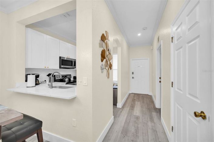 Image No.2-4 Bed Townhouse for sale