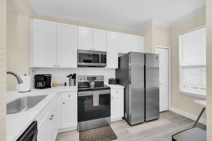 Image No.3-4 Bed Townhouse for sale