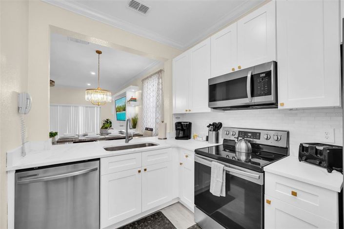 Image No.5-4 Bed Townhouse for sale