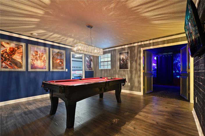 Image No.30-8 Bed Property for sale