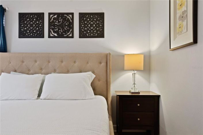 Image No.45-8 Bed Property for sale