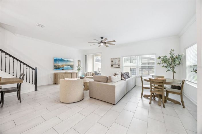 Image No.12-5 Bed Townhouse for sale