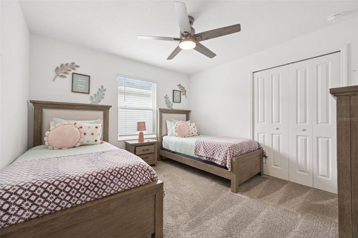 Image No.22-5 Bed Townhouse for sale