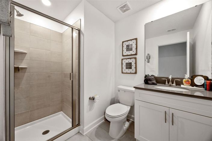 Image No.23-5 Bed Townhouse for sale