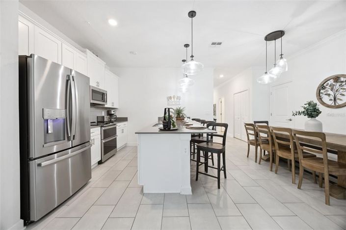 Image No.28-5 Bed Townhouse for sale