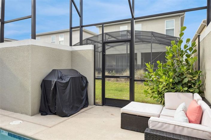 Image No.36-5 Bed Townhouse for sale