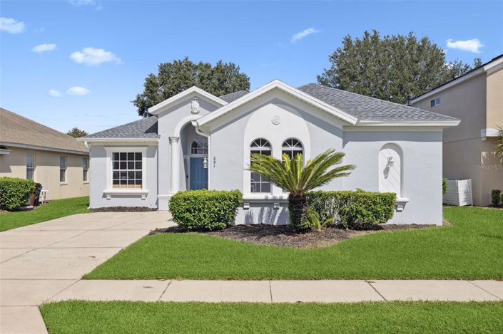 Image No.2-4 Bed Property for sale