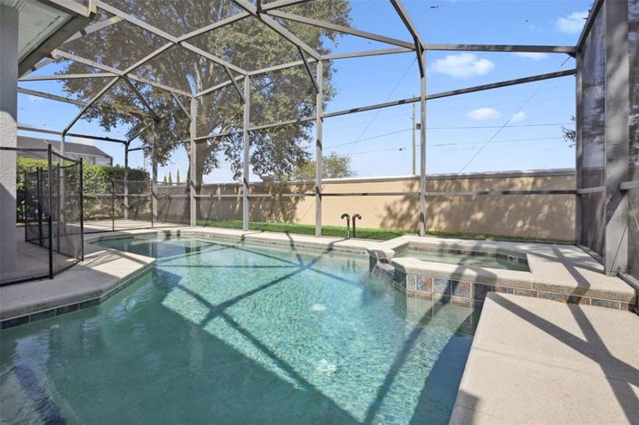 Image No.20-4 Bed Property for sale