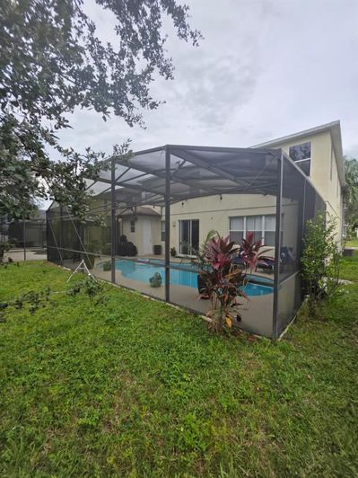 Image No.11-6 Bed Property for sale