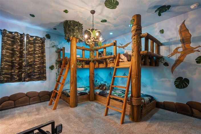 Image No.45-9 Bed Property for sale