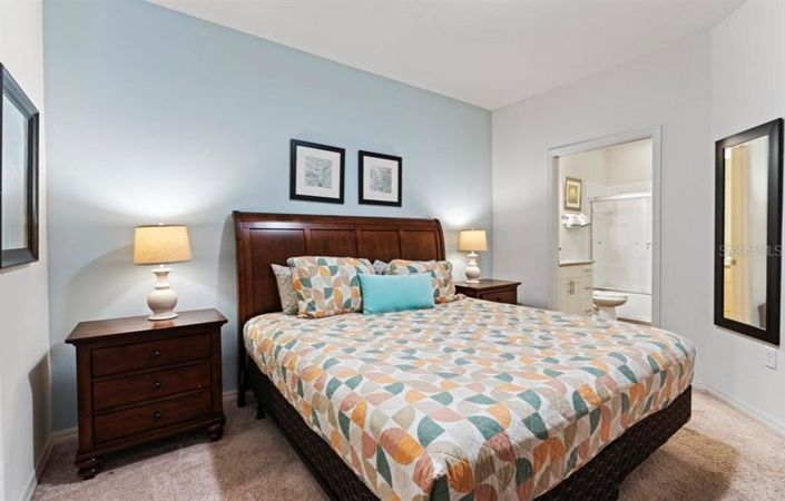 Image No.19-4 Bed Townhouse for sale