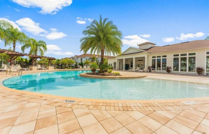 Image No.29-4 Bed Townhouse for sale