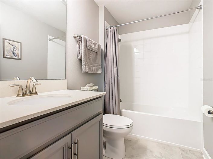 Image No.36-6 Bed Property for sale