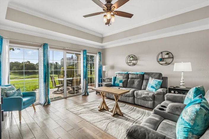 Image No.12-3 Bed Property for sale