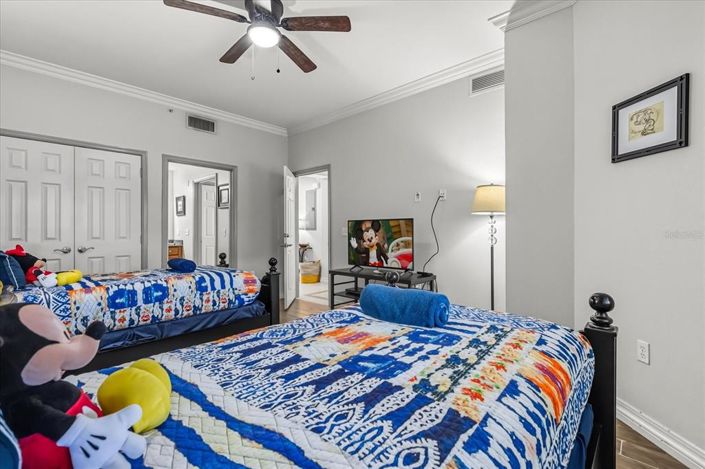 Image No.17-3 Bed Property for sale