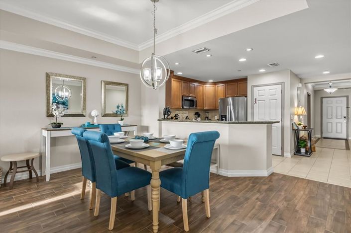 Image No.8-3 Bed Property for sale